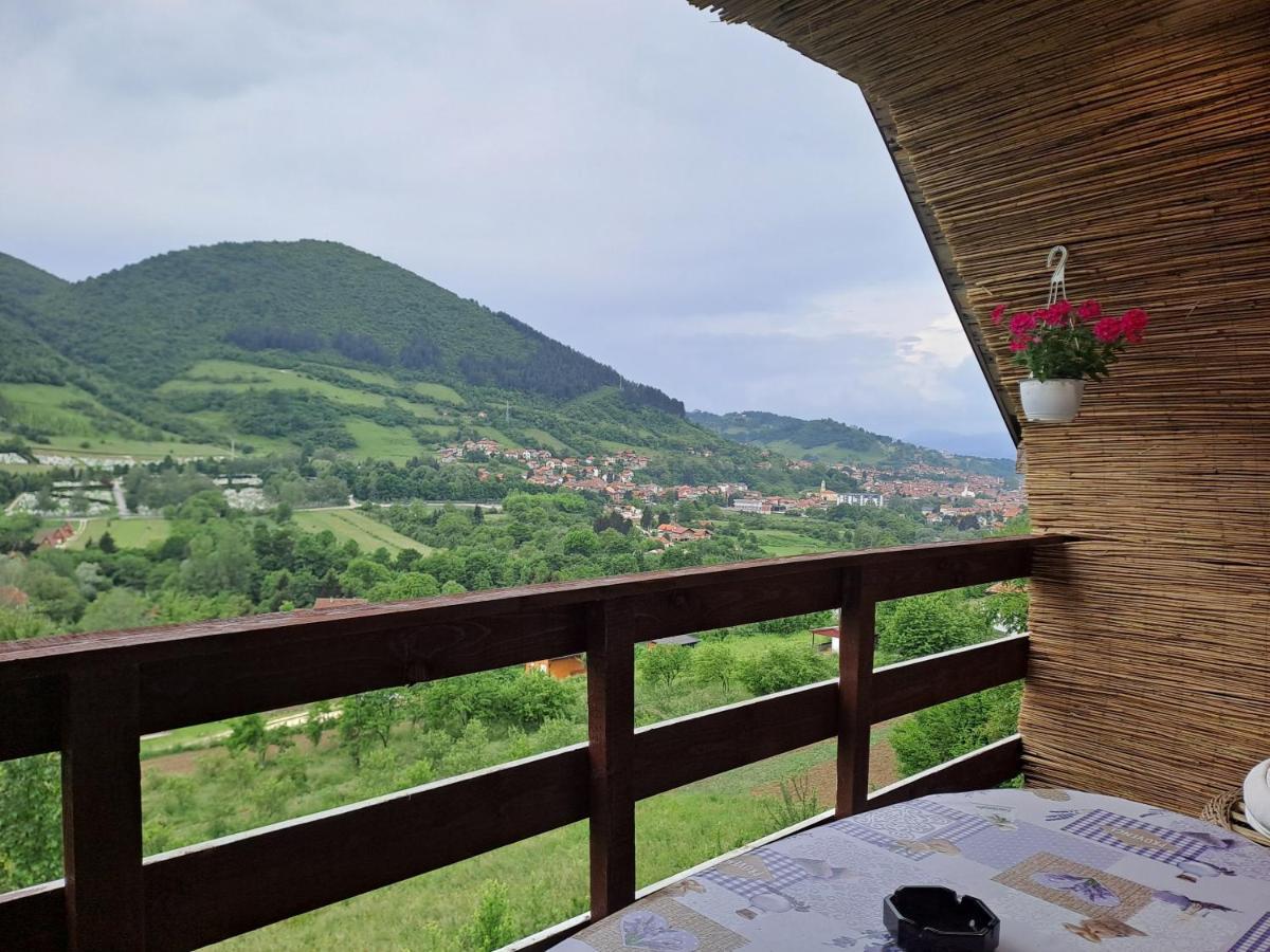 Natural House Visoko Zewnętrze zdjęcie