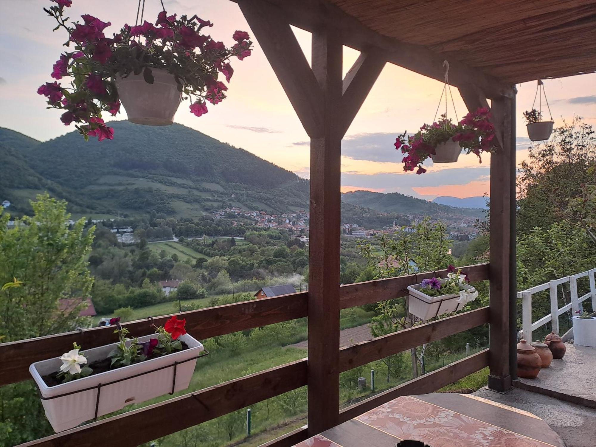 Natural House Visoko Pokój zdjęcie